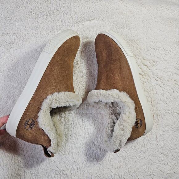 Timberland Sz10 W's Skyla Bay Suede Faux Fur Lined Warm Slipon brown shoes Cabin - Picture 7 of 15